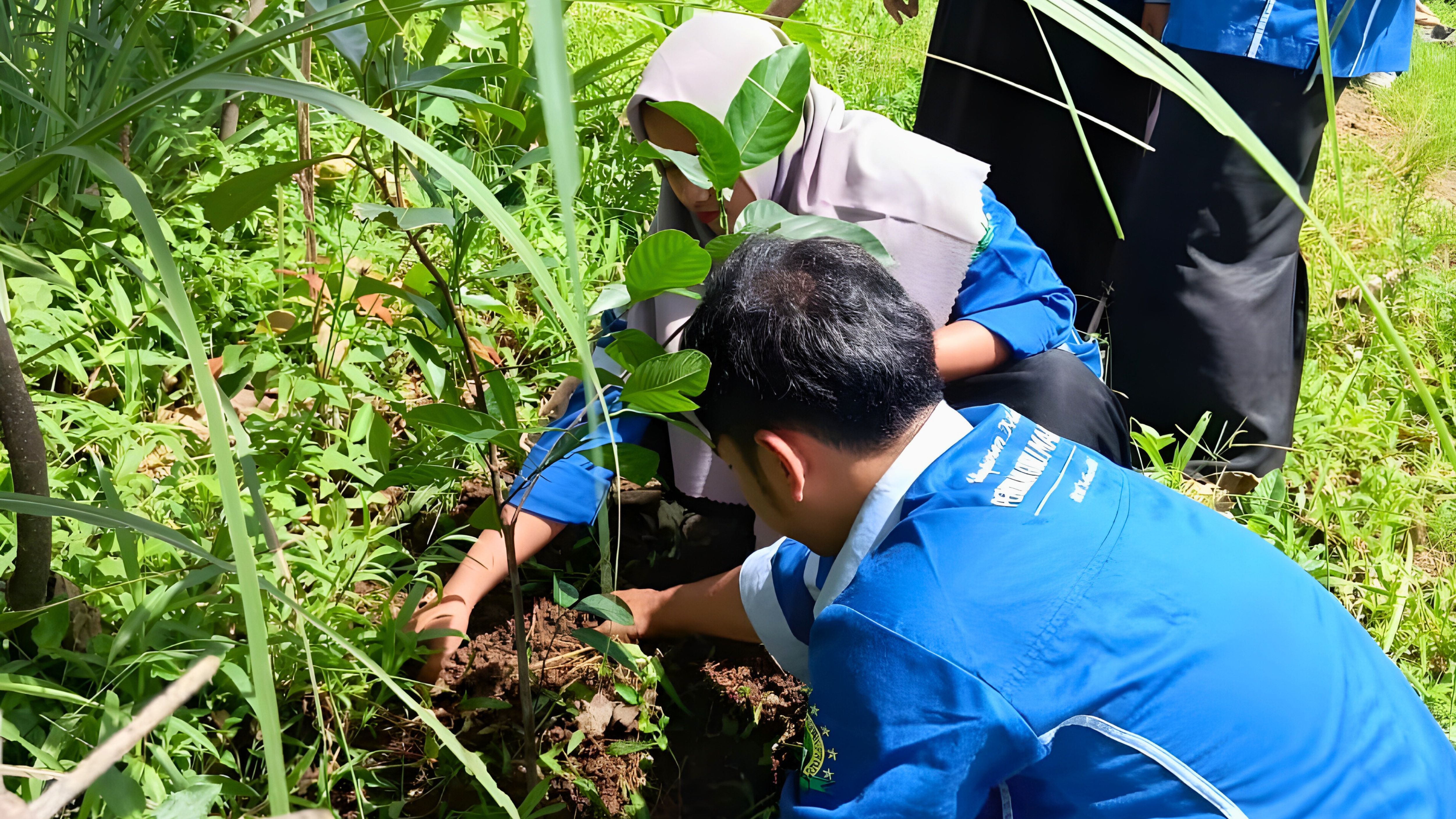 Aksi_Kampus_Untuk_Alam.jpg